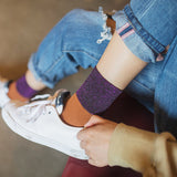 Meias Casuais com Estampas em Blocos de Cor