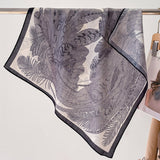 Écharpe Élégante au Style Vintage