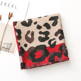 Cachecol Casual com Estampa de Leopardo