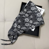 Elegante Cachecol com Estampa Floral