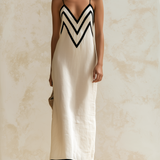 Inma | Vestido longo estilo slip com bordas em contraste com padrão chevron