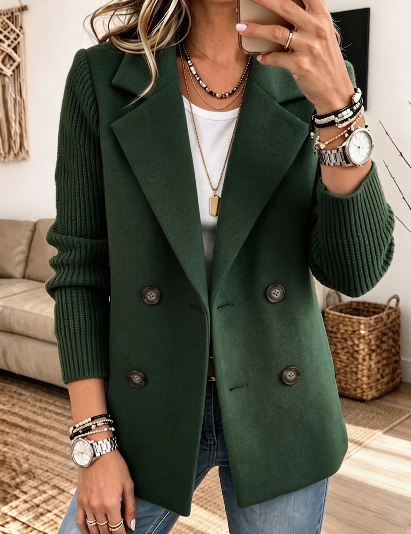 Carla | Blazer Sofisticado com Mangas Detalhadas