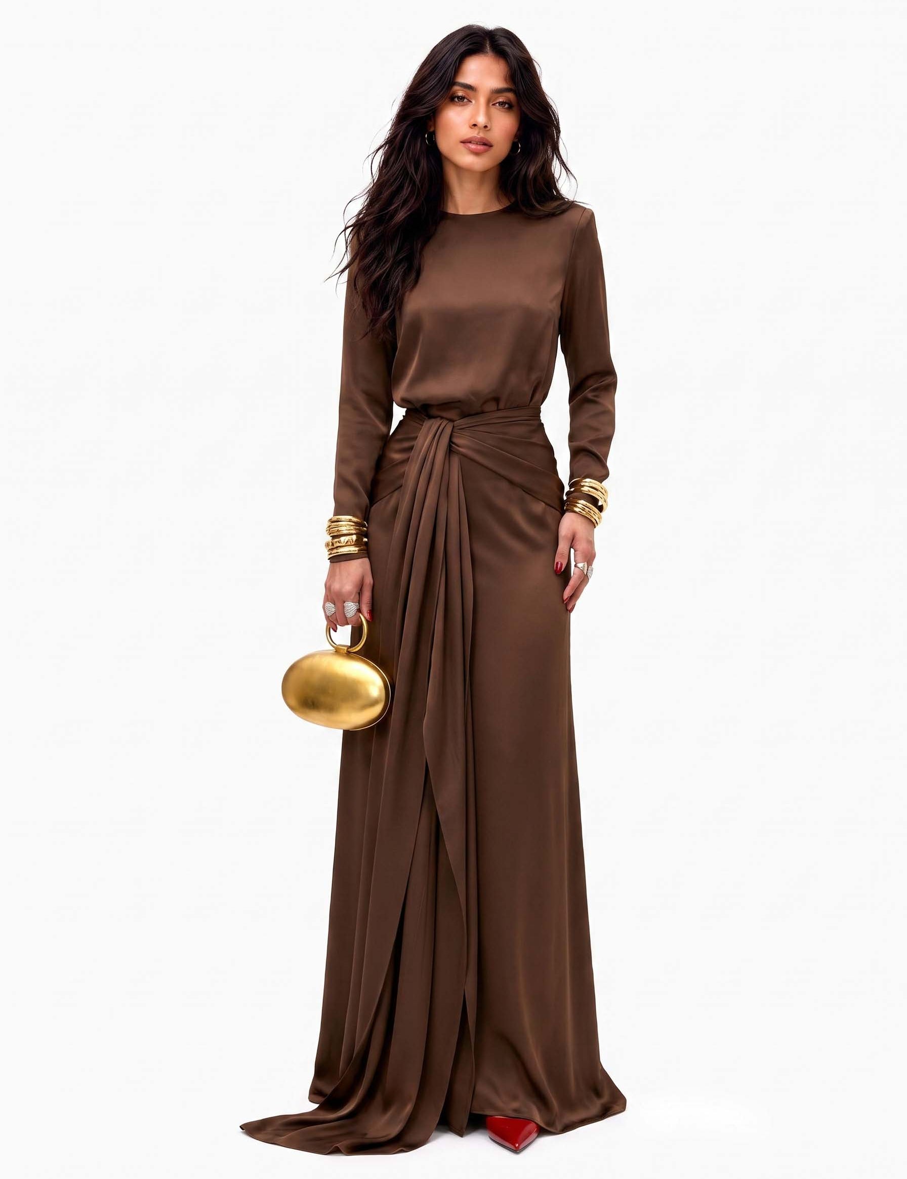 Elegante Vestido Maxi de Satén con Drapeado