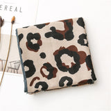 Cachecol Casual com Estampa de Leopardo