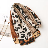 Cachecol Casual com Estampa de Leopardo