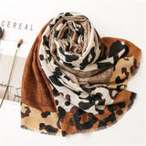 Cachecol Casual com Estampa de Leopardo