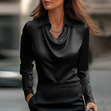 Inês - Blusa de Cetim Luxuosa com Decote Suave