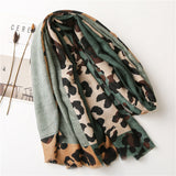 Cachecol Casual com Estampa de Leopardo