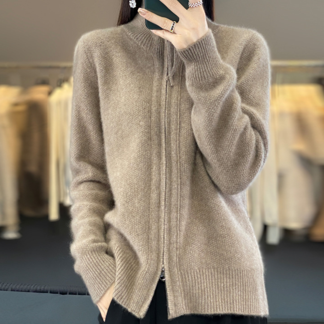 Luna | Cardigan Confortável com Zíper