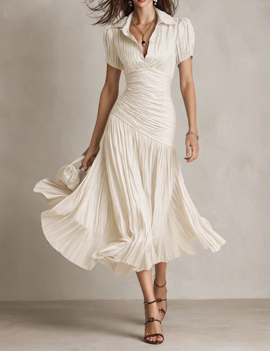 Adriana | Vestido midi em cetim com riscas retro