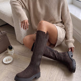 Botas Ivi de camurça marrom