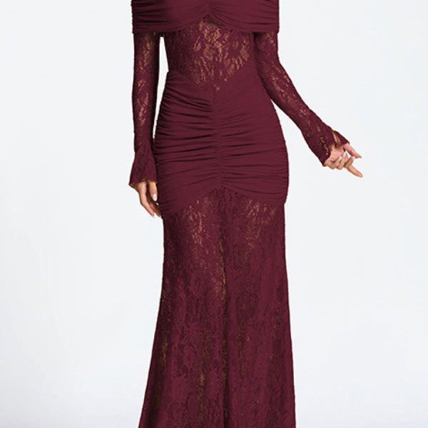 Vestido Maxi Ajustado de Manga Longa com Renda em Patchwork, Ombros Descobertos e Cor Sólida