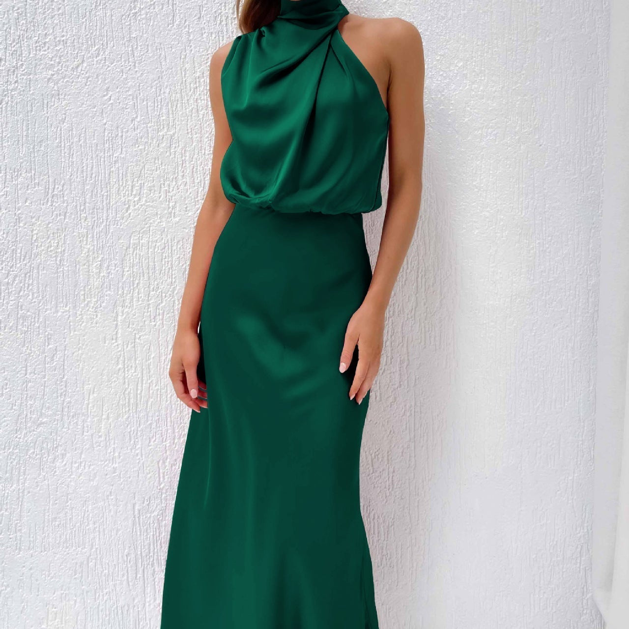 Tyra | Vestido de Gala Elegante com Decote Halter