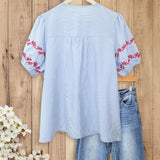 Blusa Vintage com Estampa de Flores