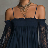 Nádia - Vestido mini com ombros à mostra e renda
