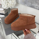 Botas Della de Plataforma em Tom Castanho