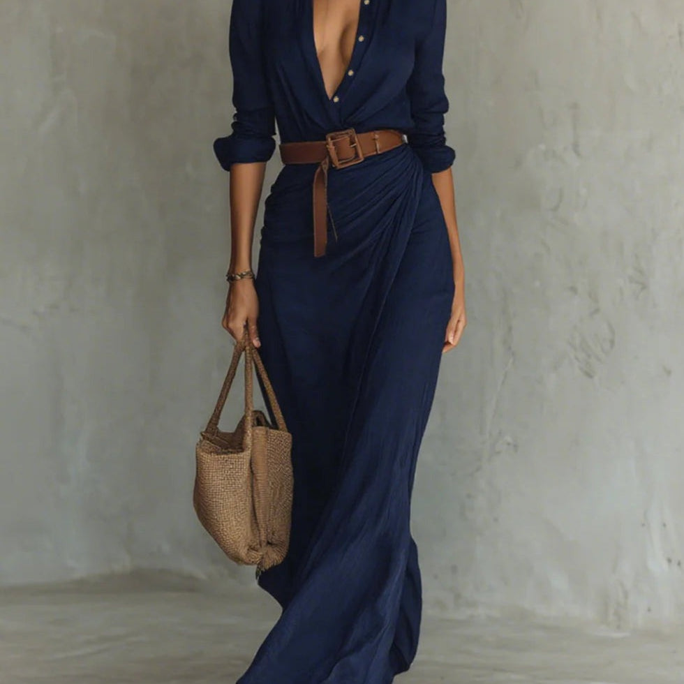 Vestido longo ajustado com mangas longas e detalhes em lapela