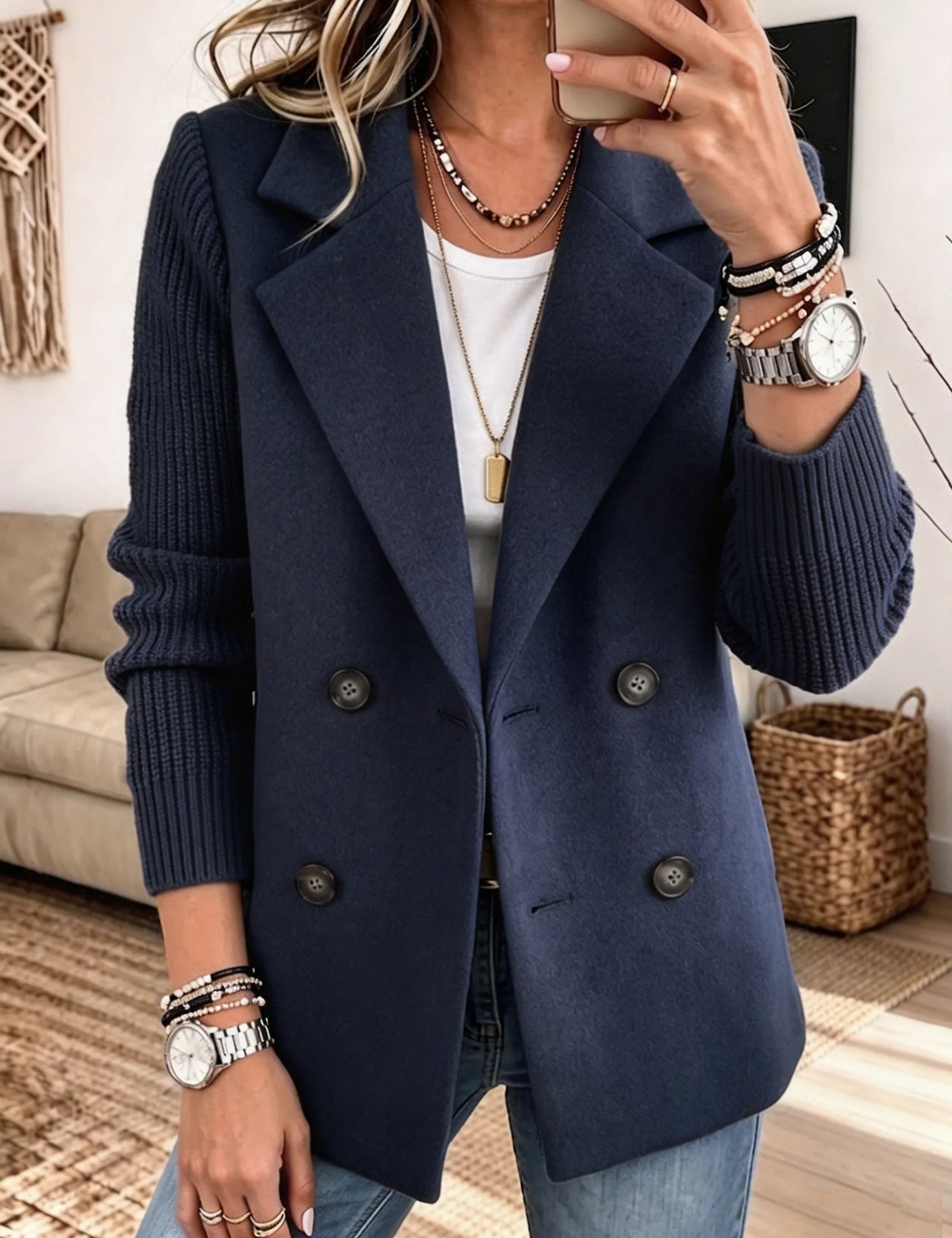 Carla | Blazer Sofisticado com Mangas Detalhadas