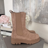 Beige Chelsea Boots by Zelaria