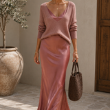 Alma | Vestido Elegante de Satin com Detalhes em Jersey