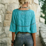 Blusa Vintage com Estampa de Flores