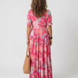 Juliette | Vestido Midi Floral com Mangas Curtas e Decote em V