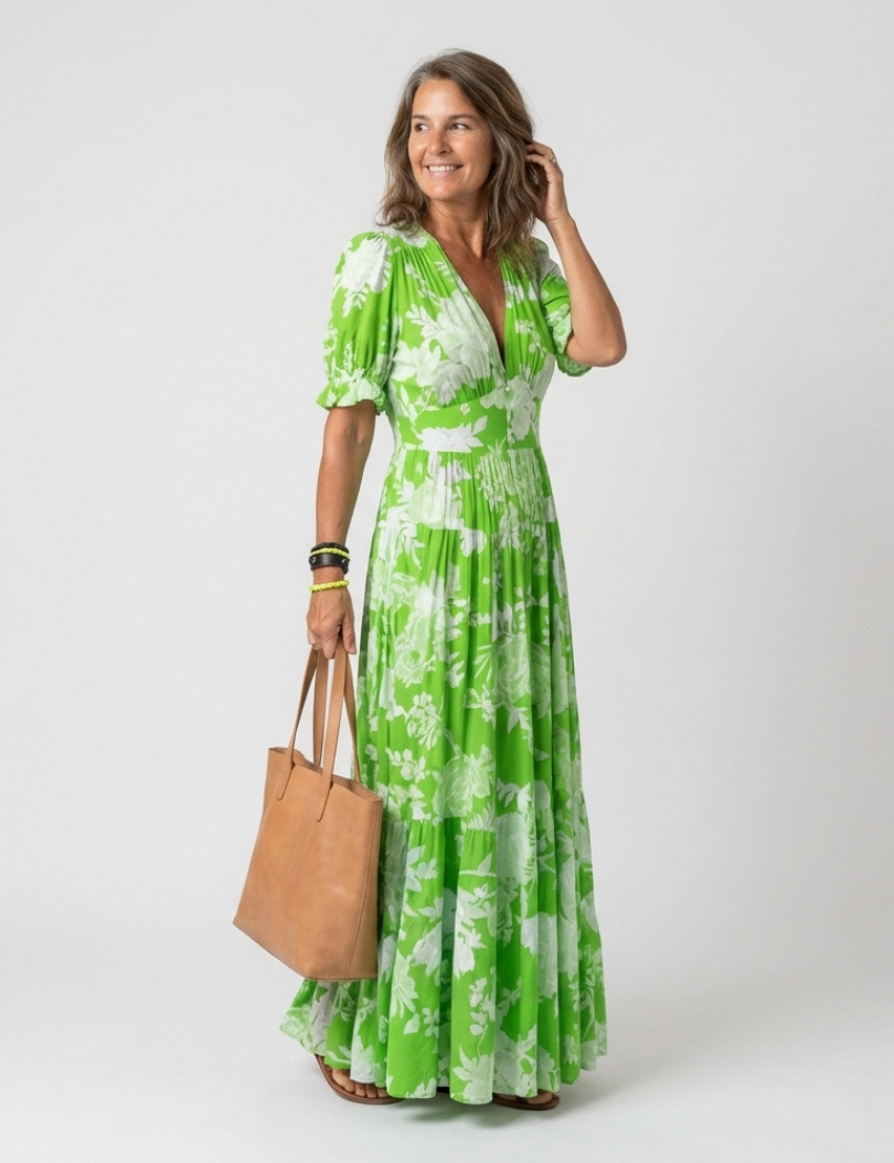 Juliette | Vestido Midi Floral com Mangas Curtas e Decote em V