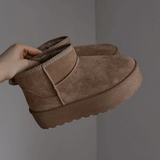 Botas de plataforma forradas en color camel Nina