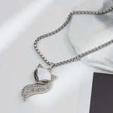 Colar Vintage com Pingente Suspenso