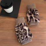 Luvas Térmicas com Estampa de Leopardo