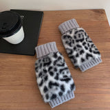 Luvas Térmicas com Estampa de Leopardo