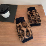 Luvas Térmicas com Estampa de Leopardo