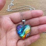 Colar com Pingente de Coração Colorido