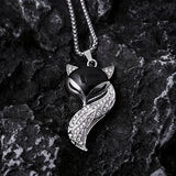Colar Vintage com Pingente Suspenso