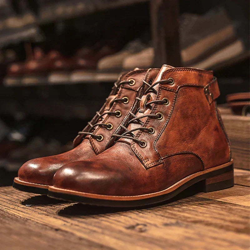 Caio - Retro Ankle Boots with Round Toe