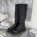 Botas Negras Chira