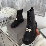 Botines Hermi negros y plateados