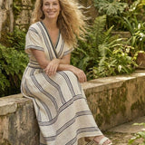 Chantal | Vestido midi portefeuille de mangas curtas em V