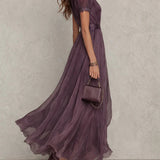 Flávia - Vestido longo roxo com decote
