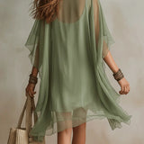 Vestido mini verde em chiffon com decote em V, em camadas, fluido