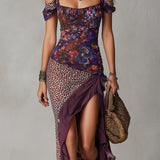Vestido longo urbano-nômade em violeta com estampa floral de leopardo e fenda alta