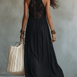Vestido longo boémio preto sem mangas com bordos em renda