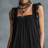 Pauline | Vestido Curto Transparente com Poás, Babados e Detalhes em Renda Preta
