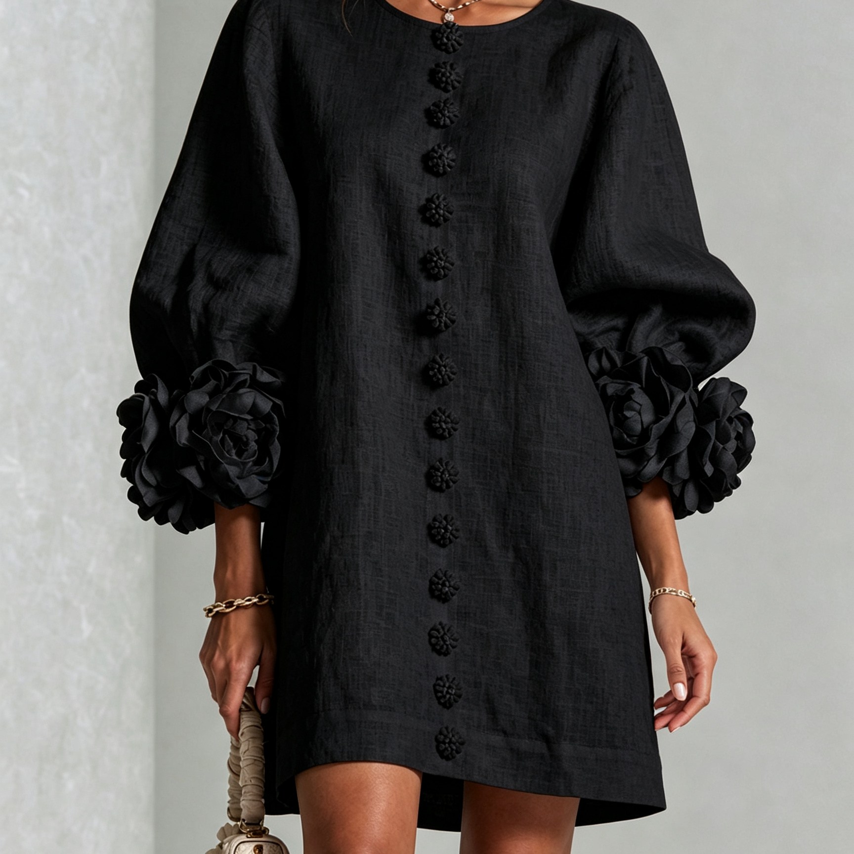 Elegância sem esforço com um vestido de corte escultural
