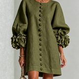 Elegância sem esforço com um vestido de corte escultural