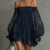 Nádia - Vestido mini com ombros à mostra e renda