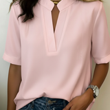 Margaux | Blusa Chic com Decote em V e Detalhe Dourado