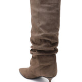 Botas de ante de tacón de aguja Brea Camel