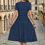 Vestido Vintage Estampado com Poás