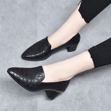 Olene - Sapatos de Salto em Pele Vegan com Bordado Suave